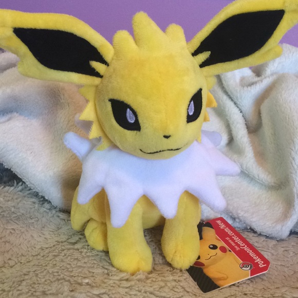 hot topic pokemon plush
